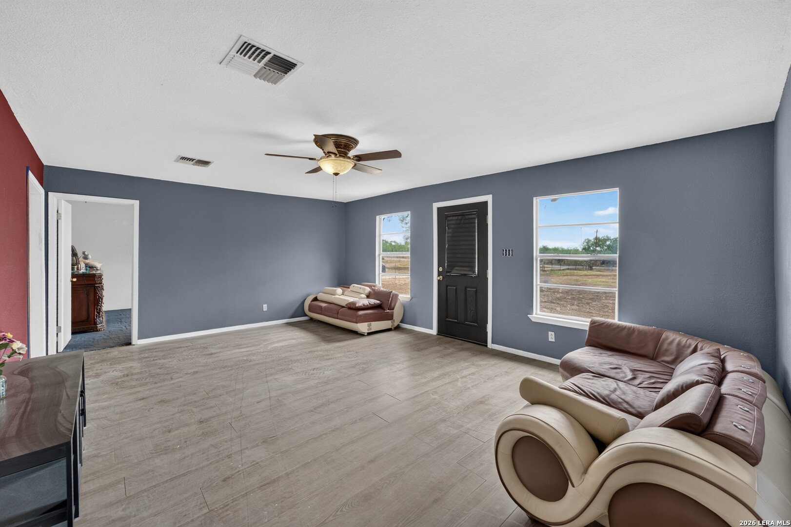 8545 Coughran Rd, Pleasanton, TX 78064