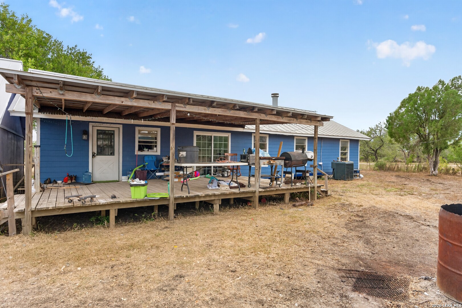 8545 Coughran Rd, Pleasanton, TX 78064
