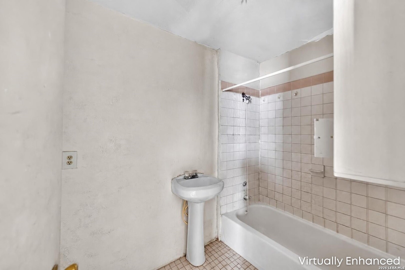 8545 Coughran Rd, Pleasanton, TX 78064