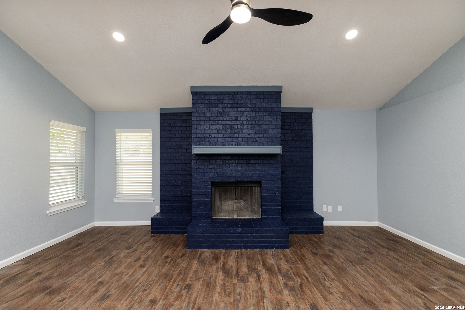 110 Wehring Ln, Aransas Pass, TX 78336