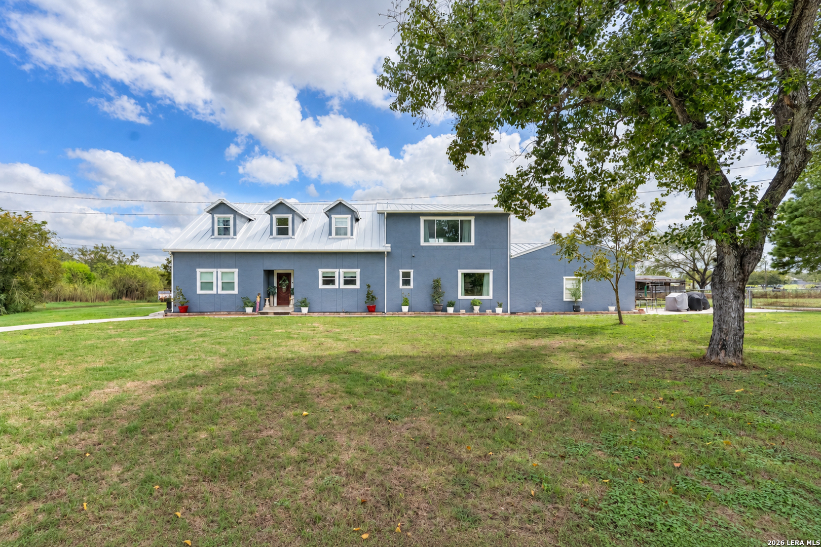 9658 S Foster Rd, San Antonio, TX 78222