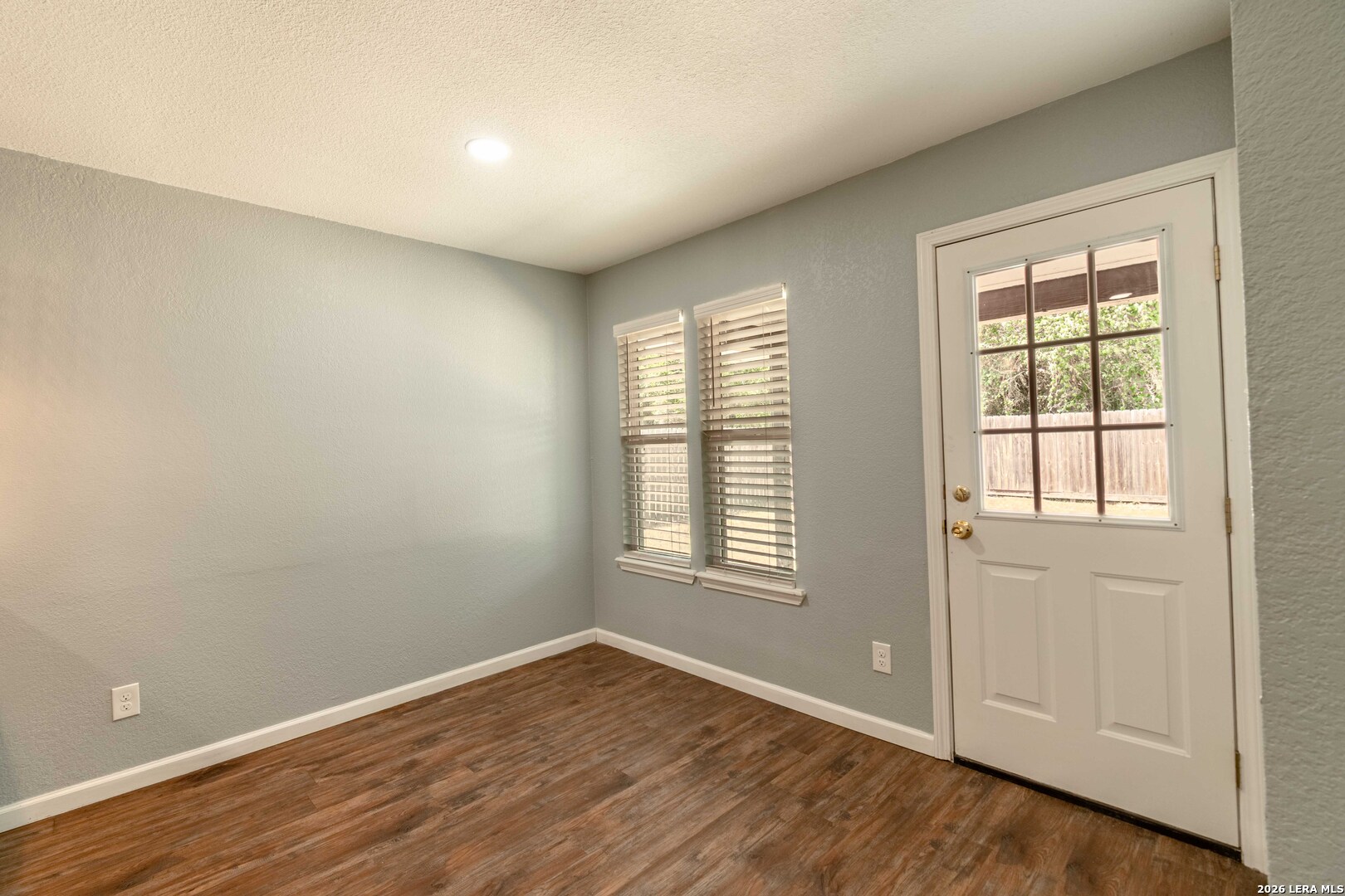 110 Wehring Ln, Aransas Pass, TX 78336