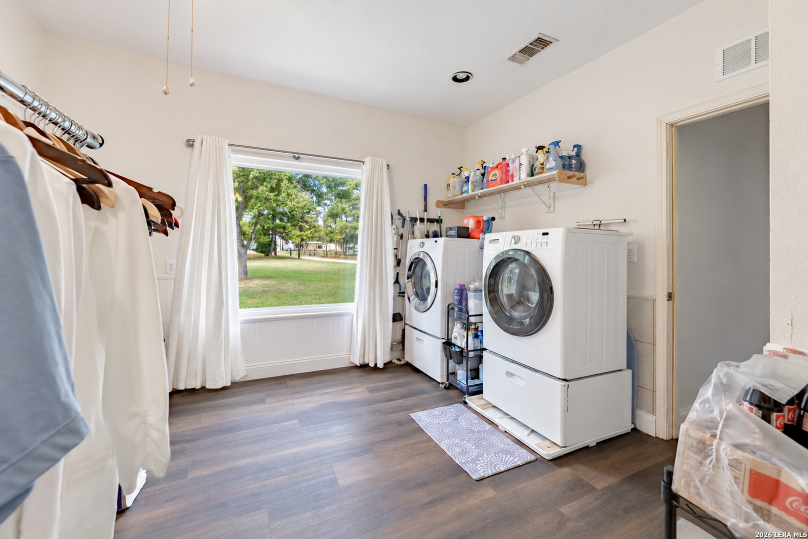 9658 S Foster Rd, San Antonio, TX 78222