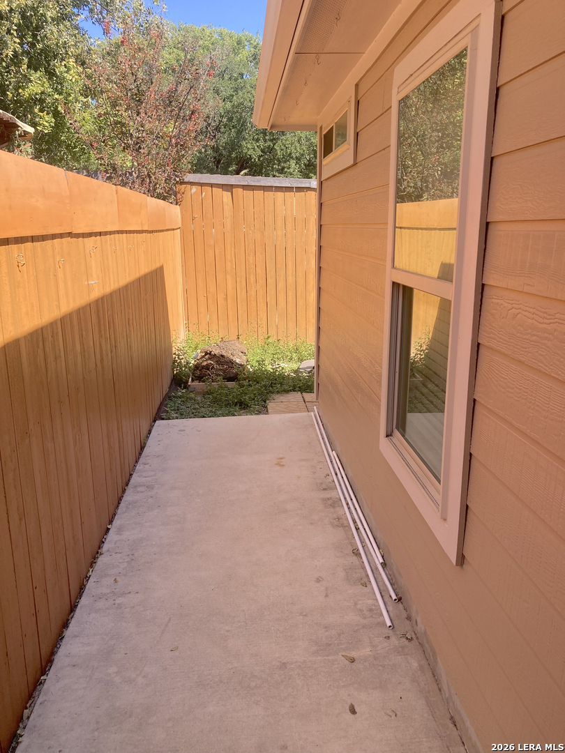7142 Sunny Day, San Antonio, TX 78240