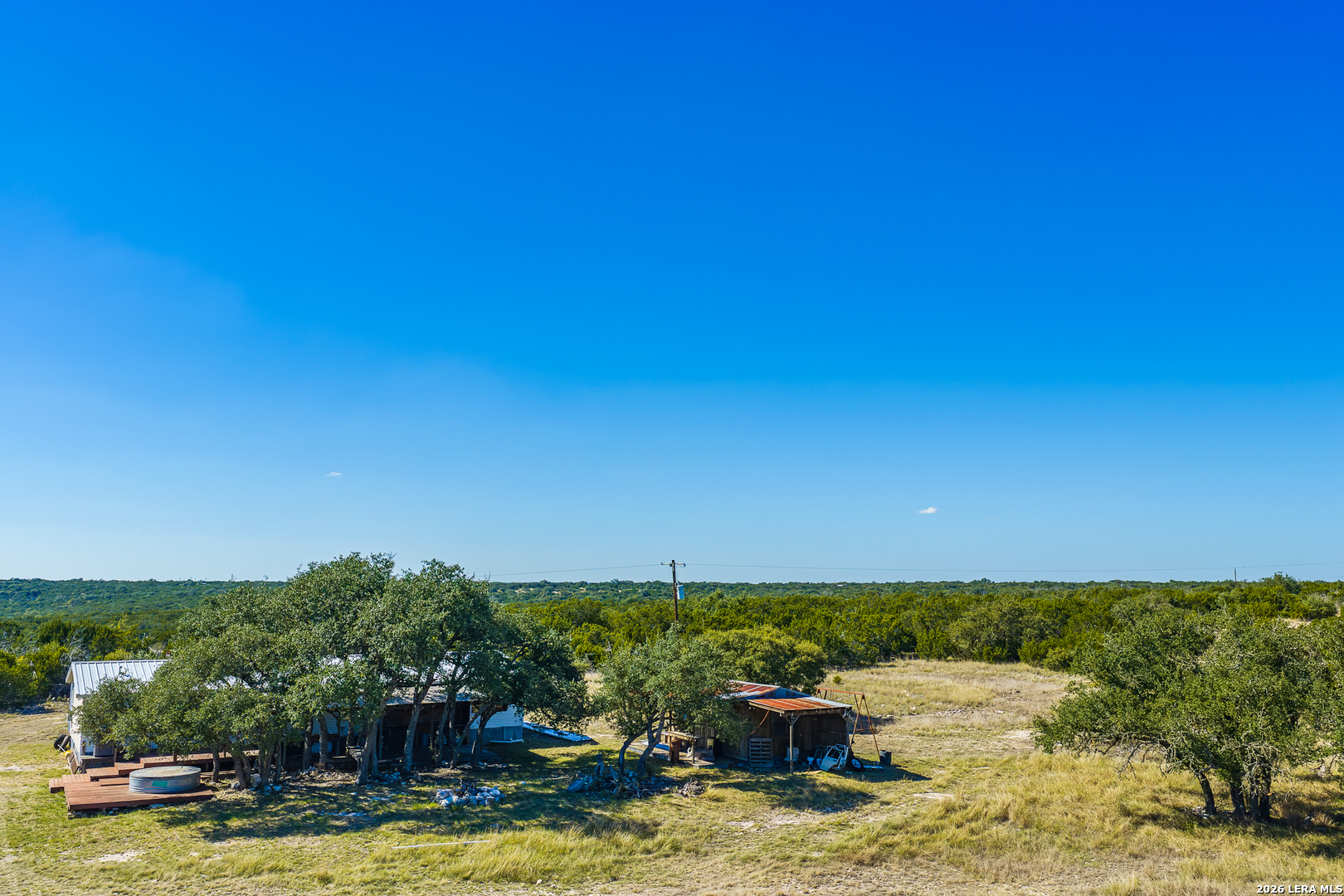 913 GREENWOOD VALLEY RANCH RD, Rocksprings, TX 78880