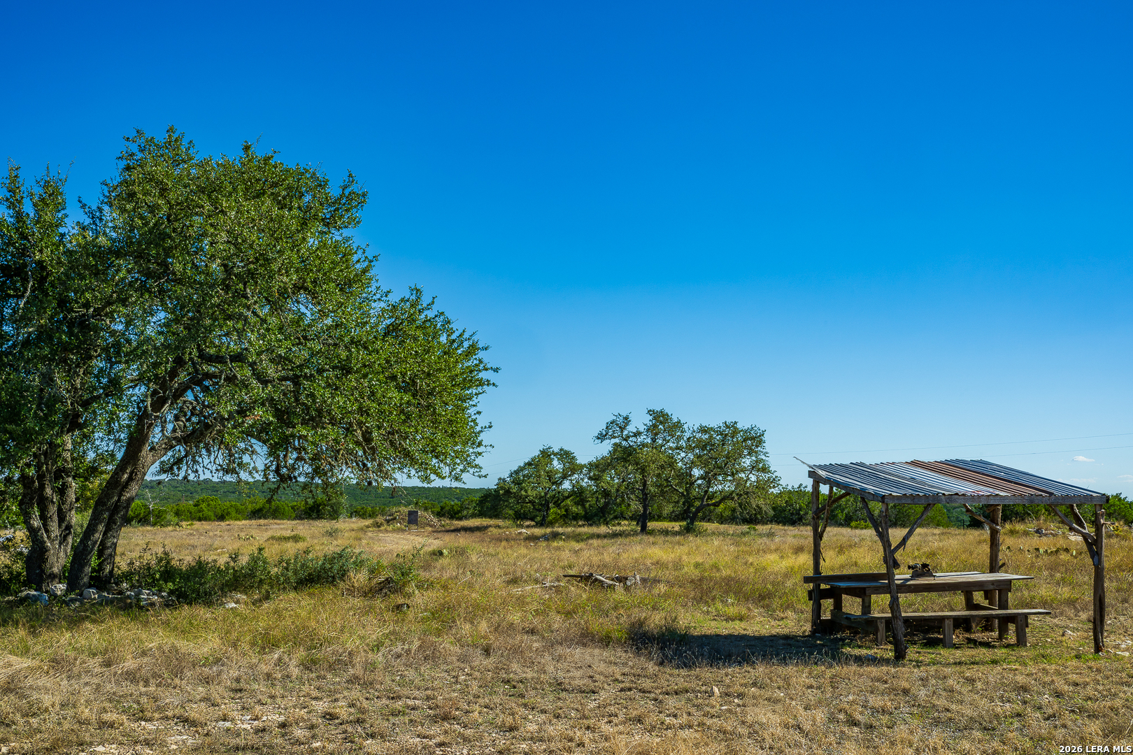 913 GREENWOOD VALLEY RANCH RD, Rocksprings, TX 78880