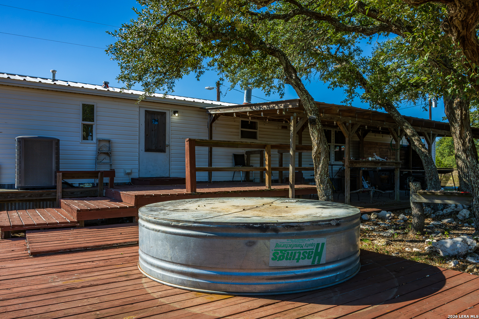 913 GREENWOOD VALLEY RANCH RD, Rocksprings, TX 78880