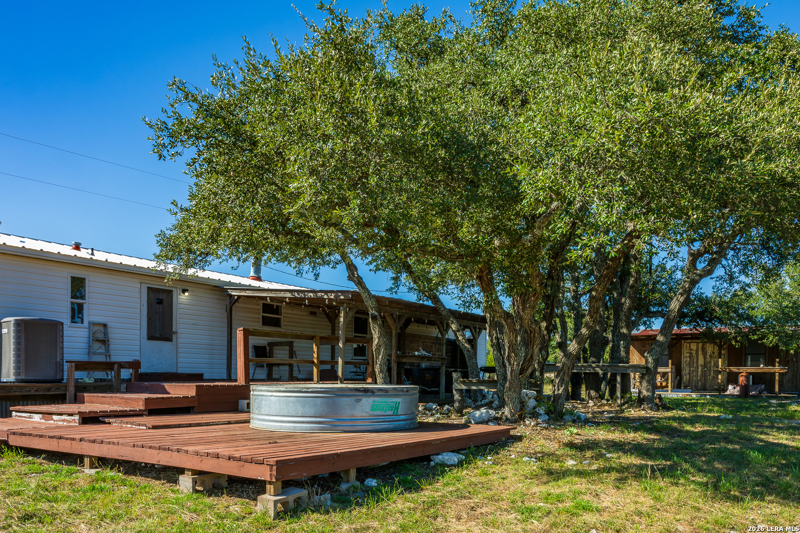 913 GREENWOOD VALLEY RANCH RD, Rocksprings, TX 78880