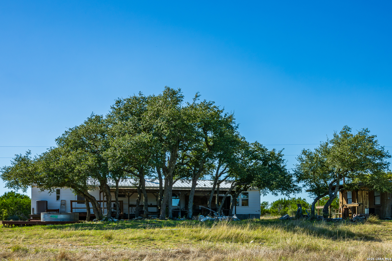913 GREENWOOD VALLEY RANCH RD, Rocksprings, TX 78880