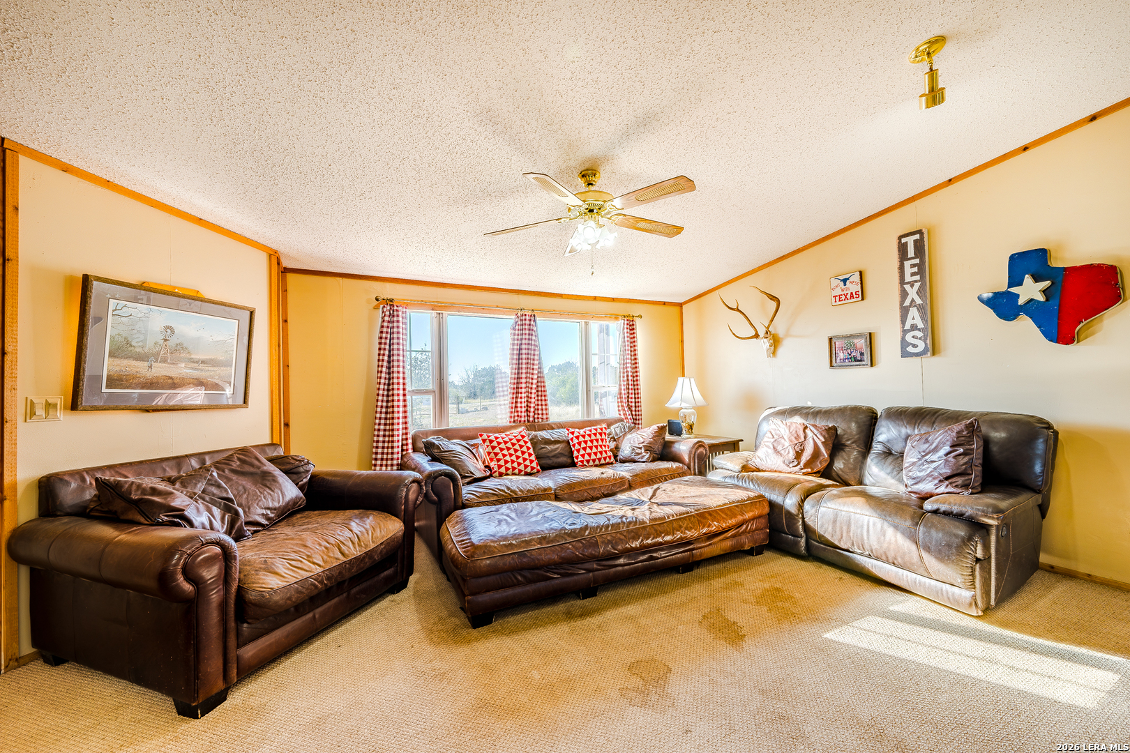 913 GREENWOOD VALLEY RANCH RD, Rocksprings, TX 78880