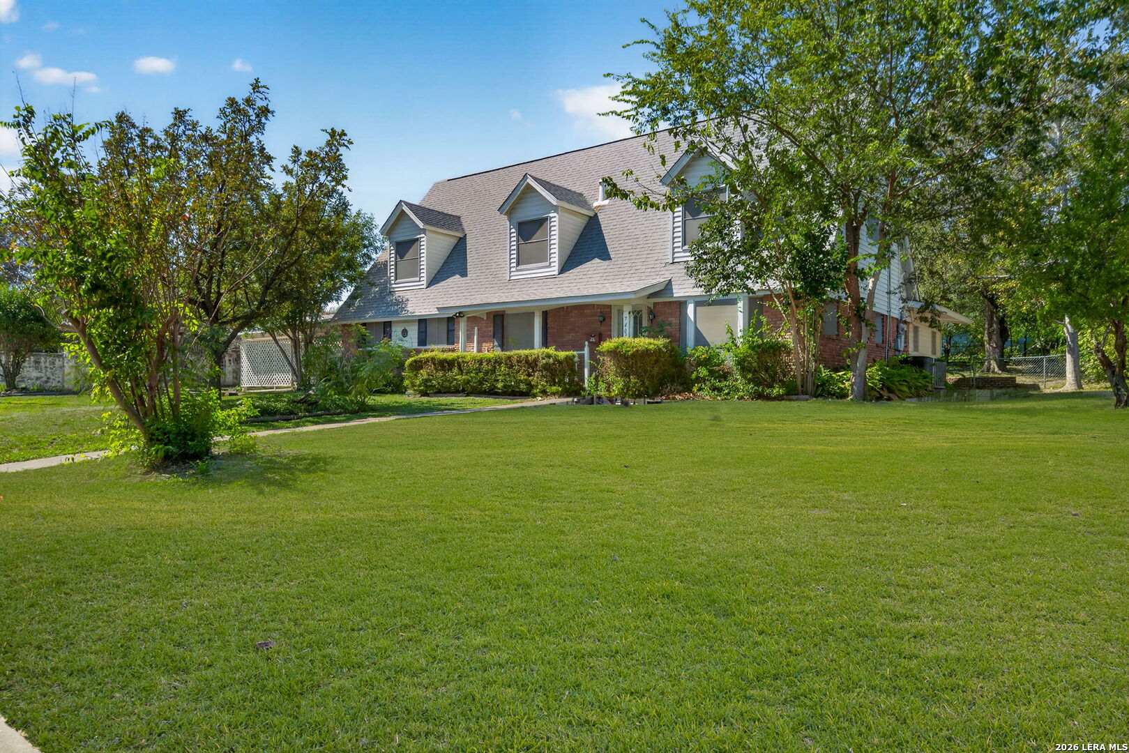 Property photo for 7403 QUAIL RUN DR, San Antonio, TX