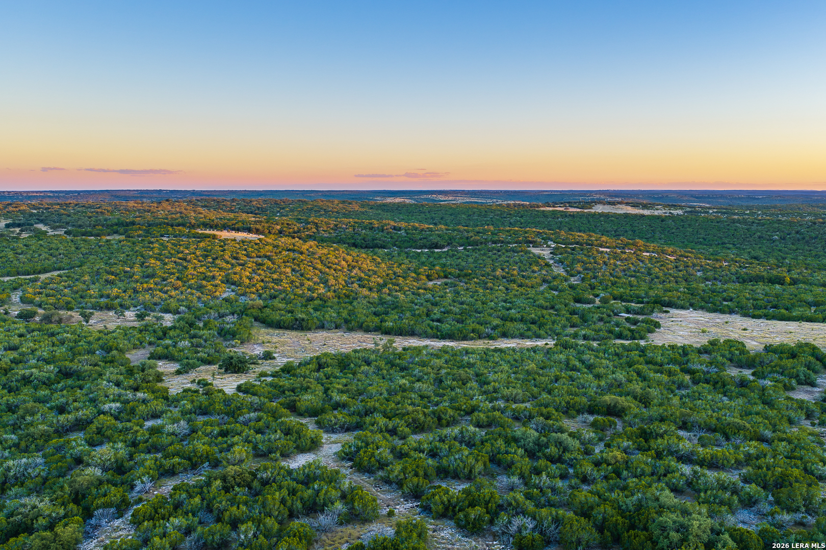 913 GREENWOOD VALLEY RANCH RD, Rocksprings, TX 78880