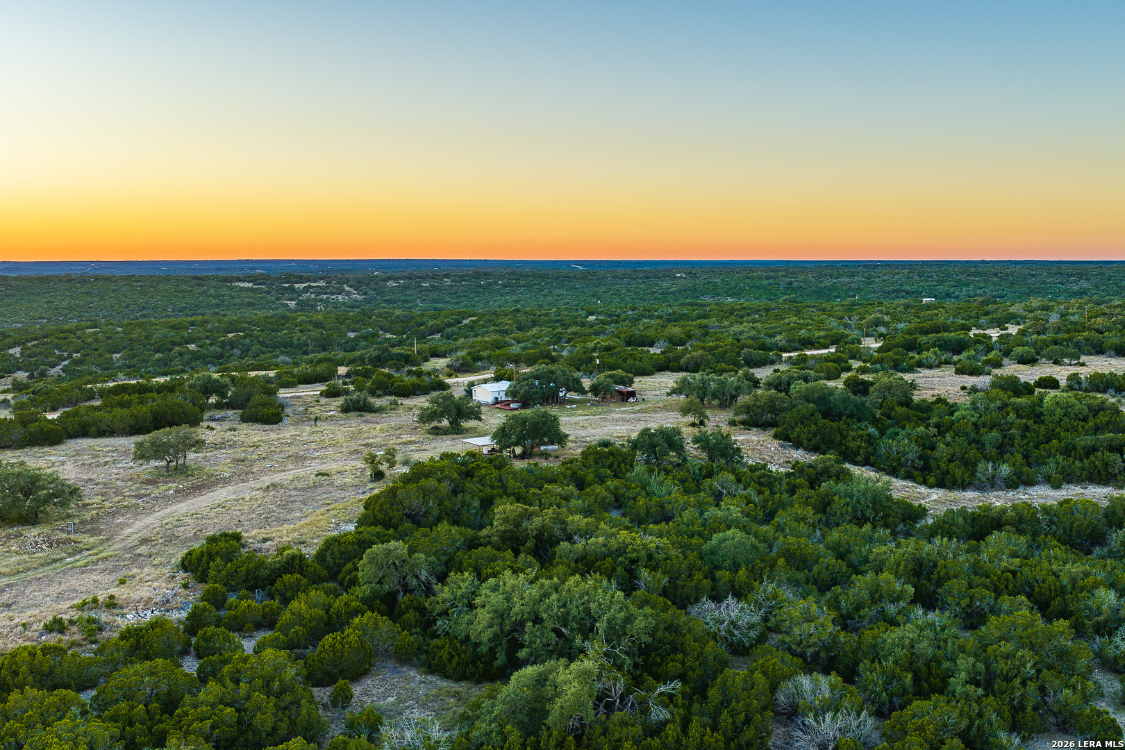 913 GREENWOOD VALLEY RANCH RD, Rocksprings, TX 78880