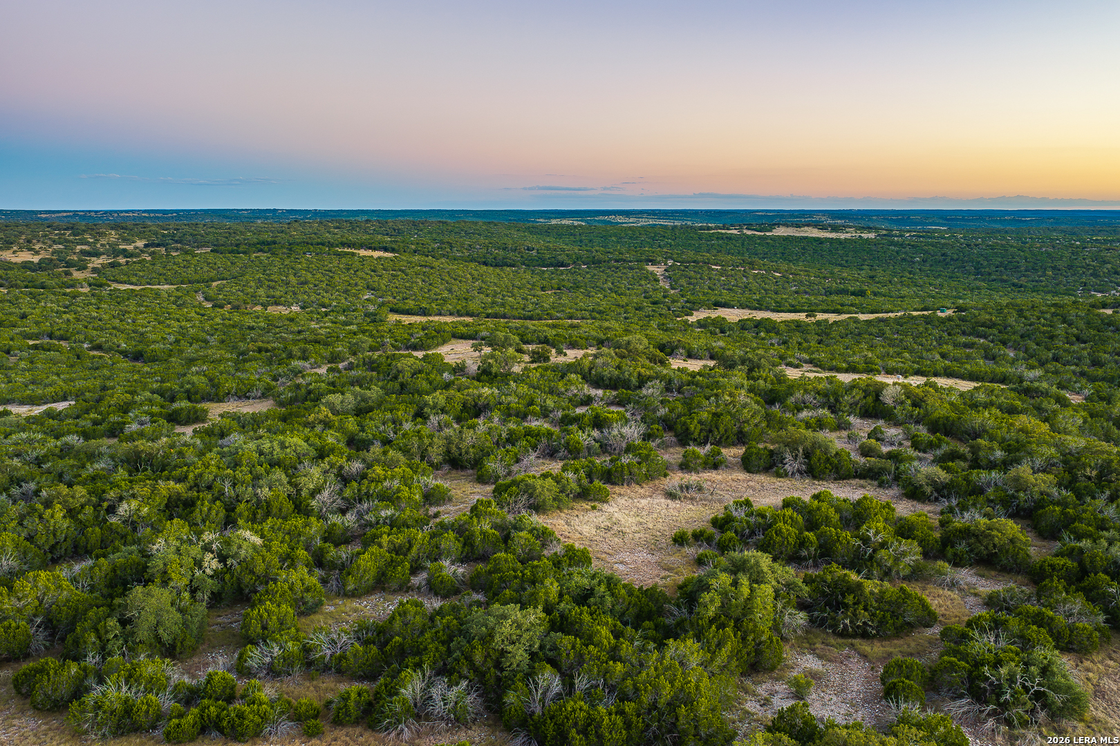 913 GREENWOOD VALLEY RANCH RD, Rocksprings, TX 78880