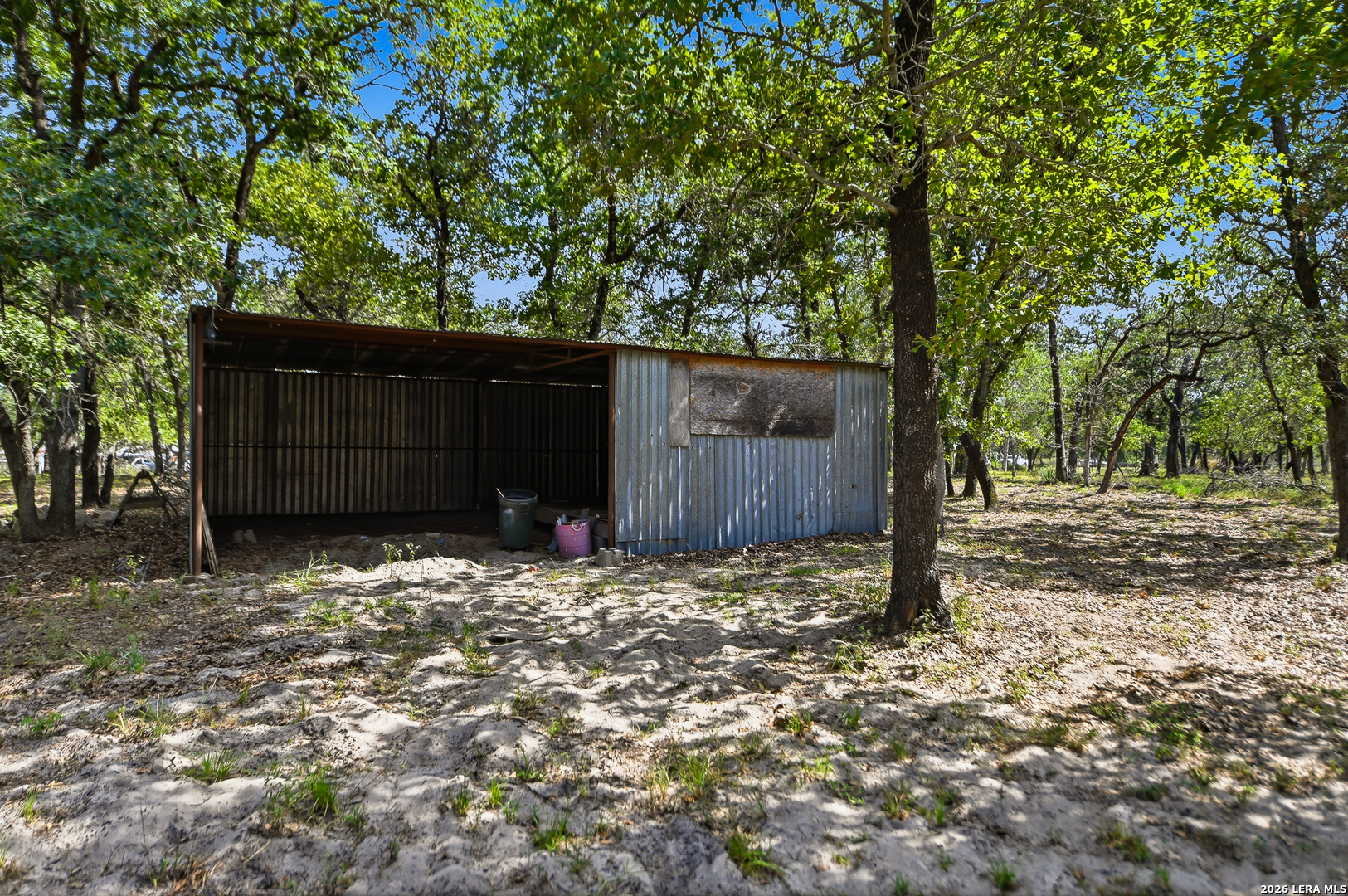 241 OAK HOLLOW DR, La Vernia, TX 78121