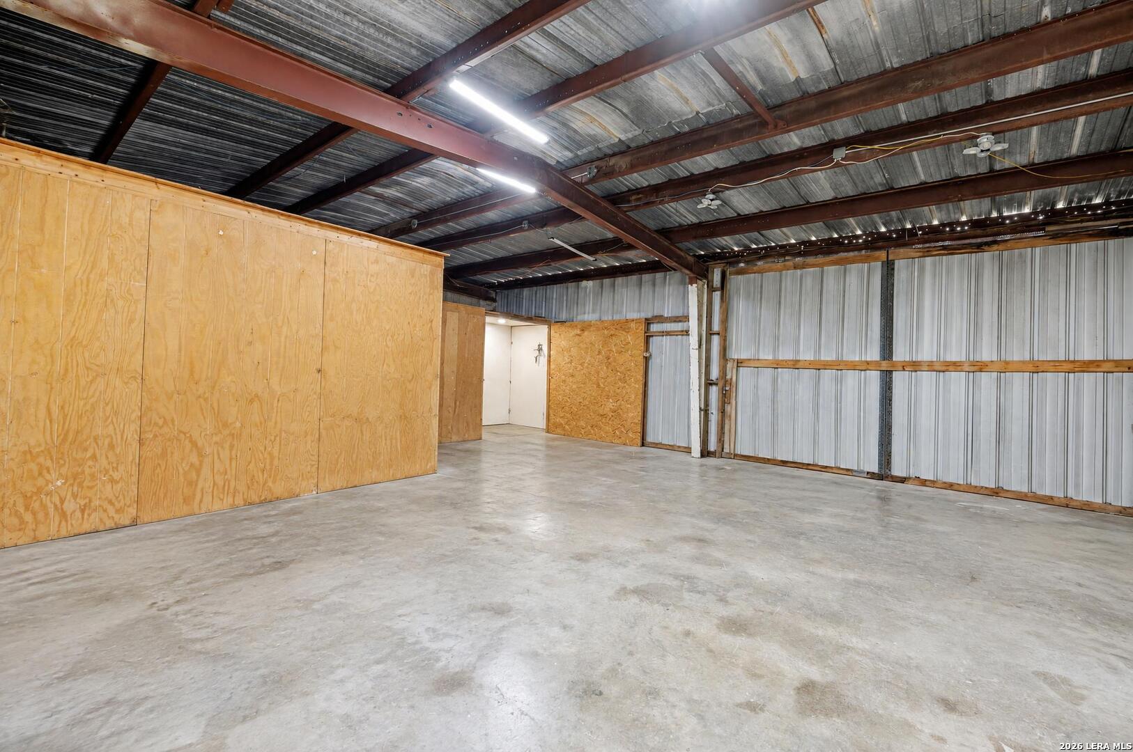 1403 MEADOW GLN, Adkins, TX 78101