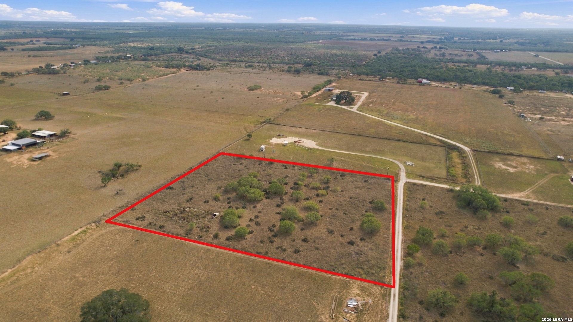 1719 Fm 2504, Poteet, TX 78065
