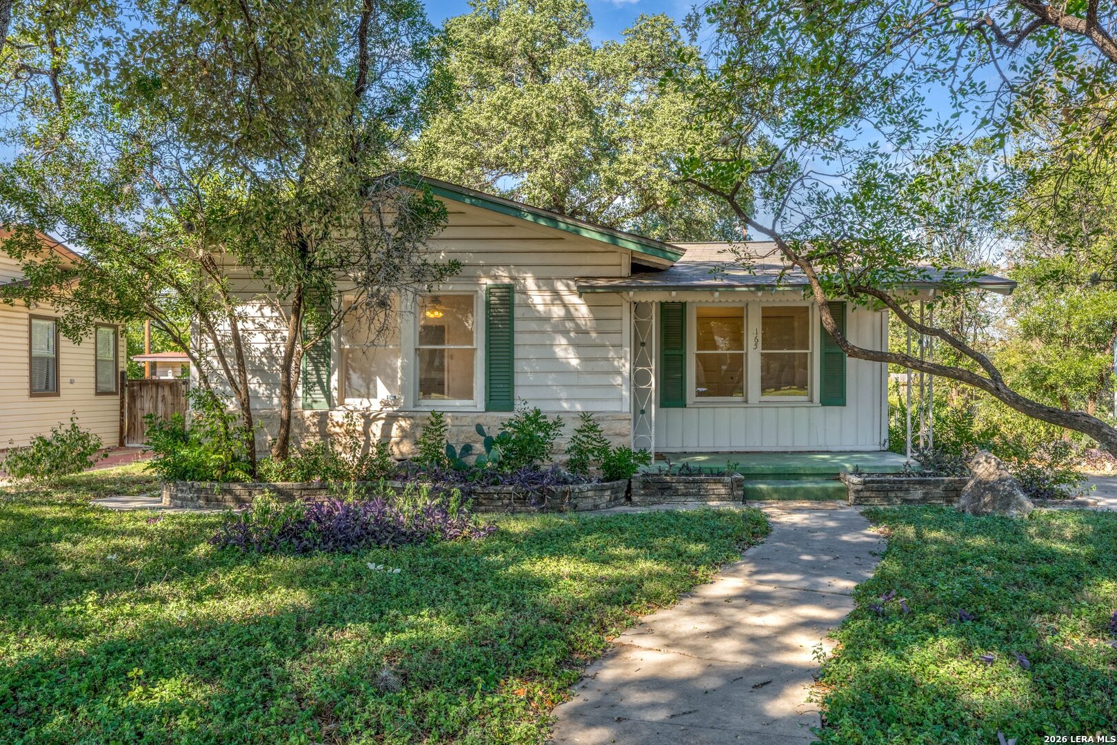 165 W MANDALAY DR, San Antonio, TX 78212