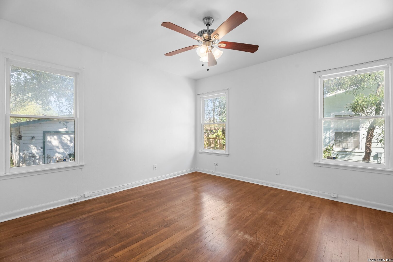 165 W MANDALAY DR, San Antonio, TX 78212