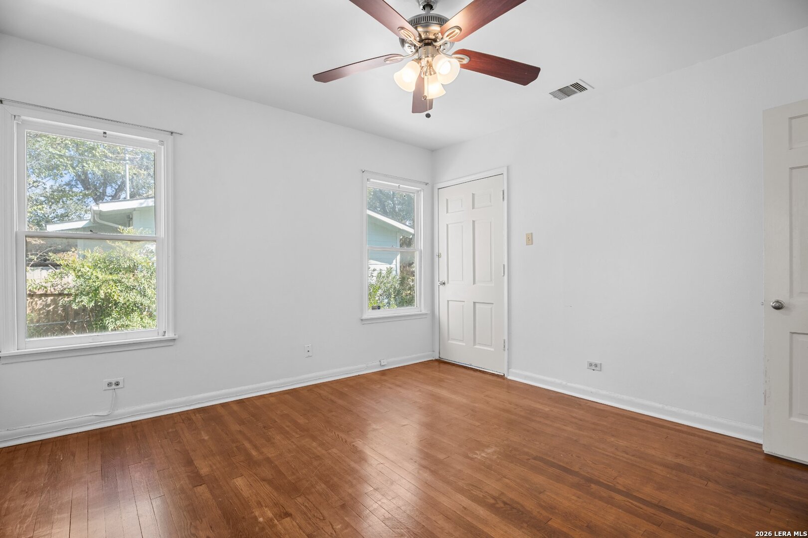 165 W MANDALAY DR, San Antonio, TX 78212