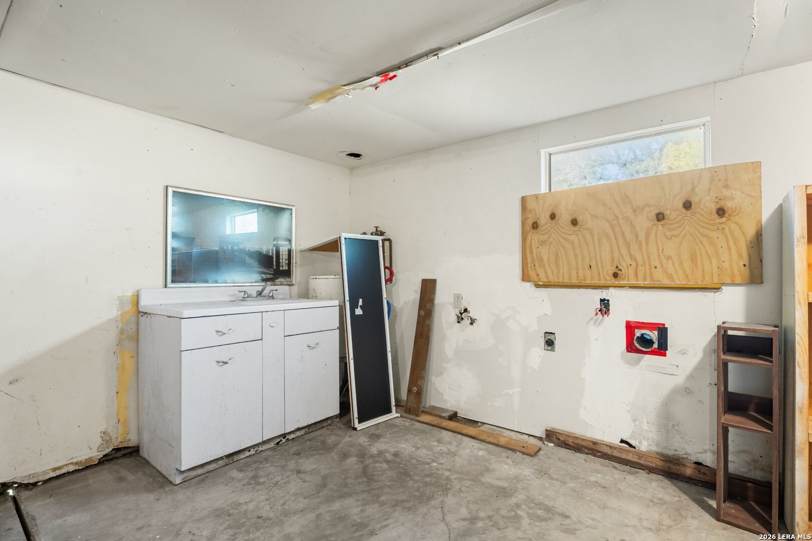 165 W MANDALAY DR, San Antonio, TX 78212