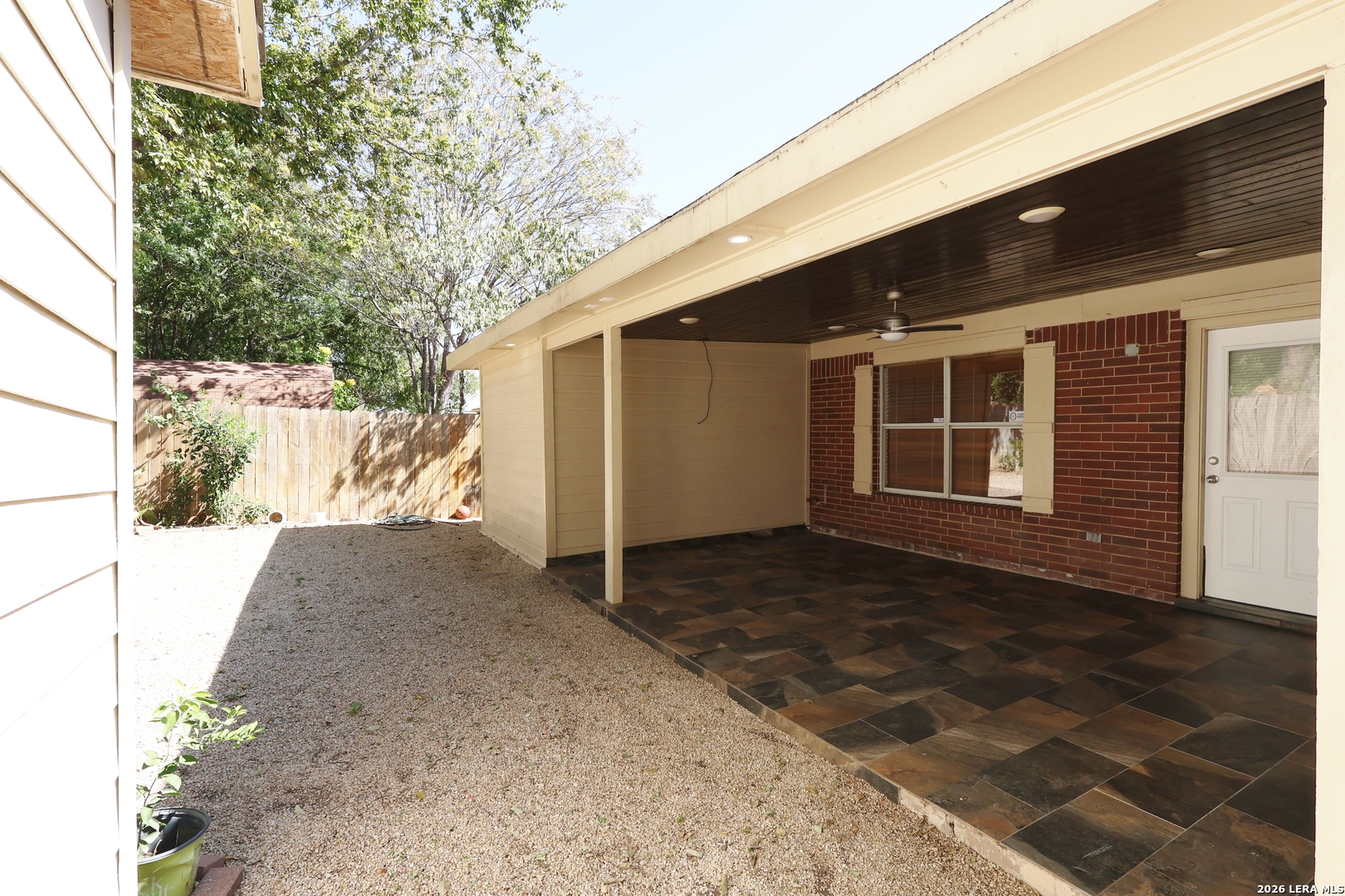 9219 ENCINO VLG, San Antonio, TX 78250