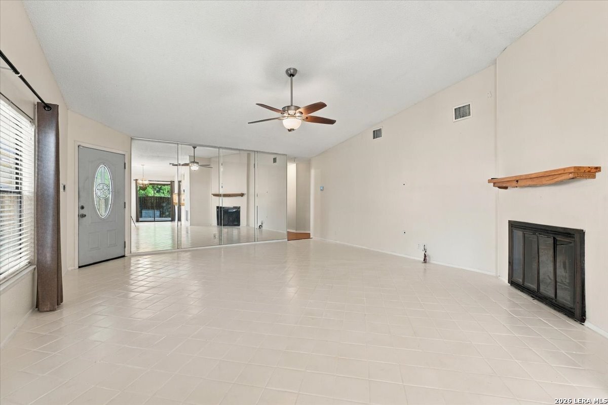10315 COUNTRY BLF, San Antonio, TX 78240