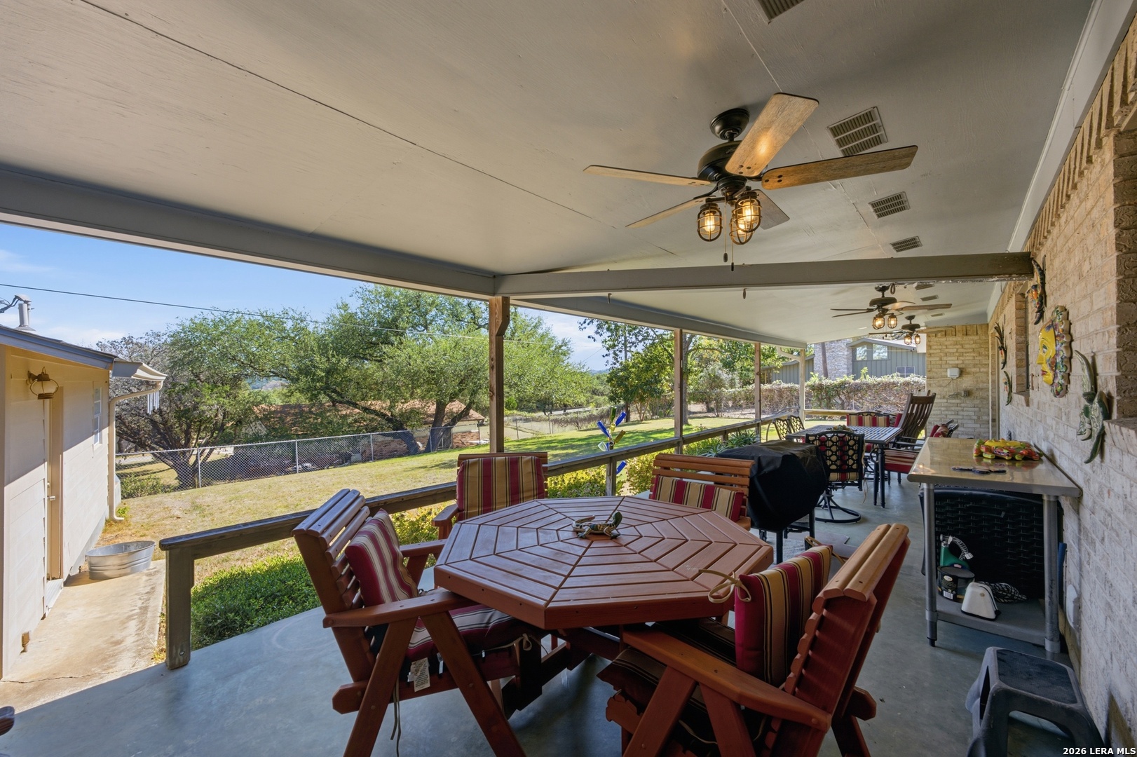 114 CREEKVIEW DR, Canyon Lake, TX 78133