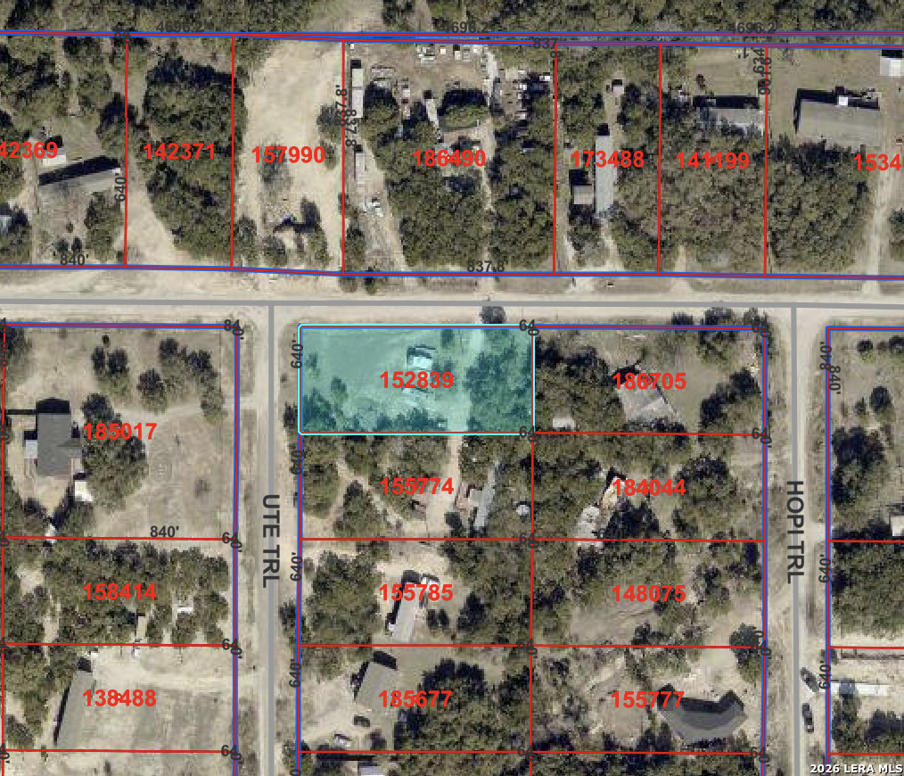 274 UTE TRL, Bandera, TX 78003