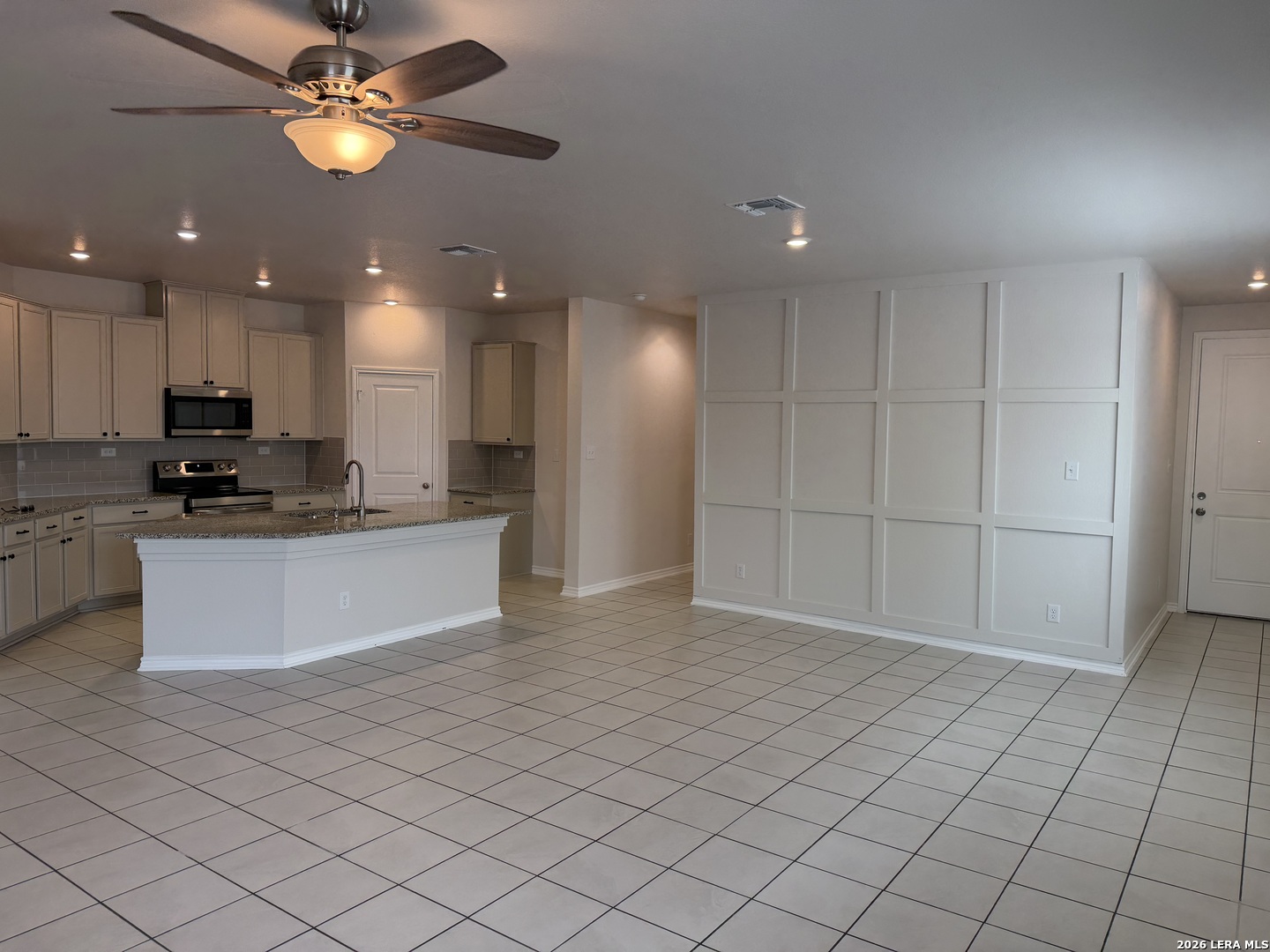 3359 OLD ALMONTE DR, San Antonio, TX 78224