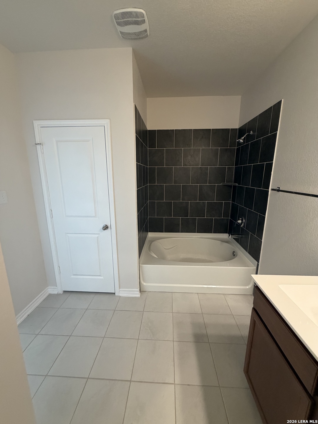3359 OLD ALMONTE DR, San Antonio, TX 78224
