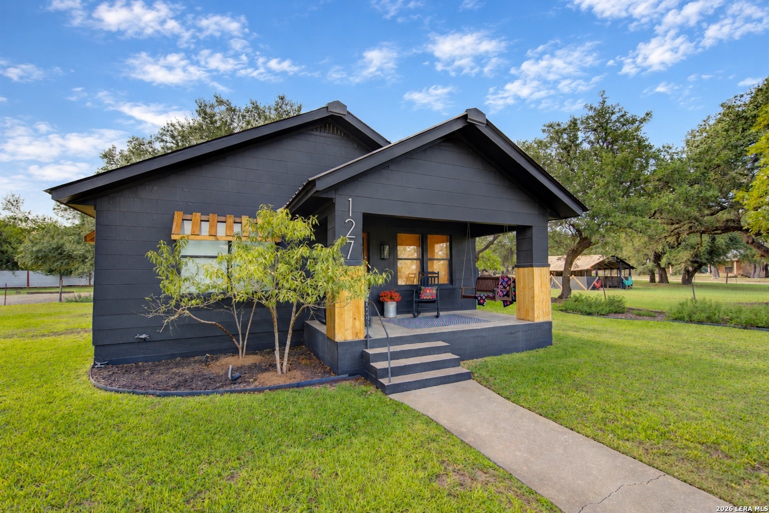 Property photo for 127 N PARK ST, Harper, TX