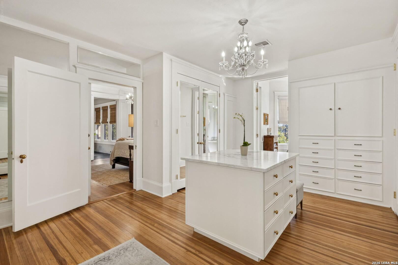 108 W Kings Hwy, San Antonio, TX 78212