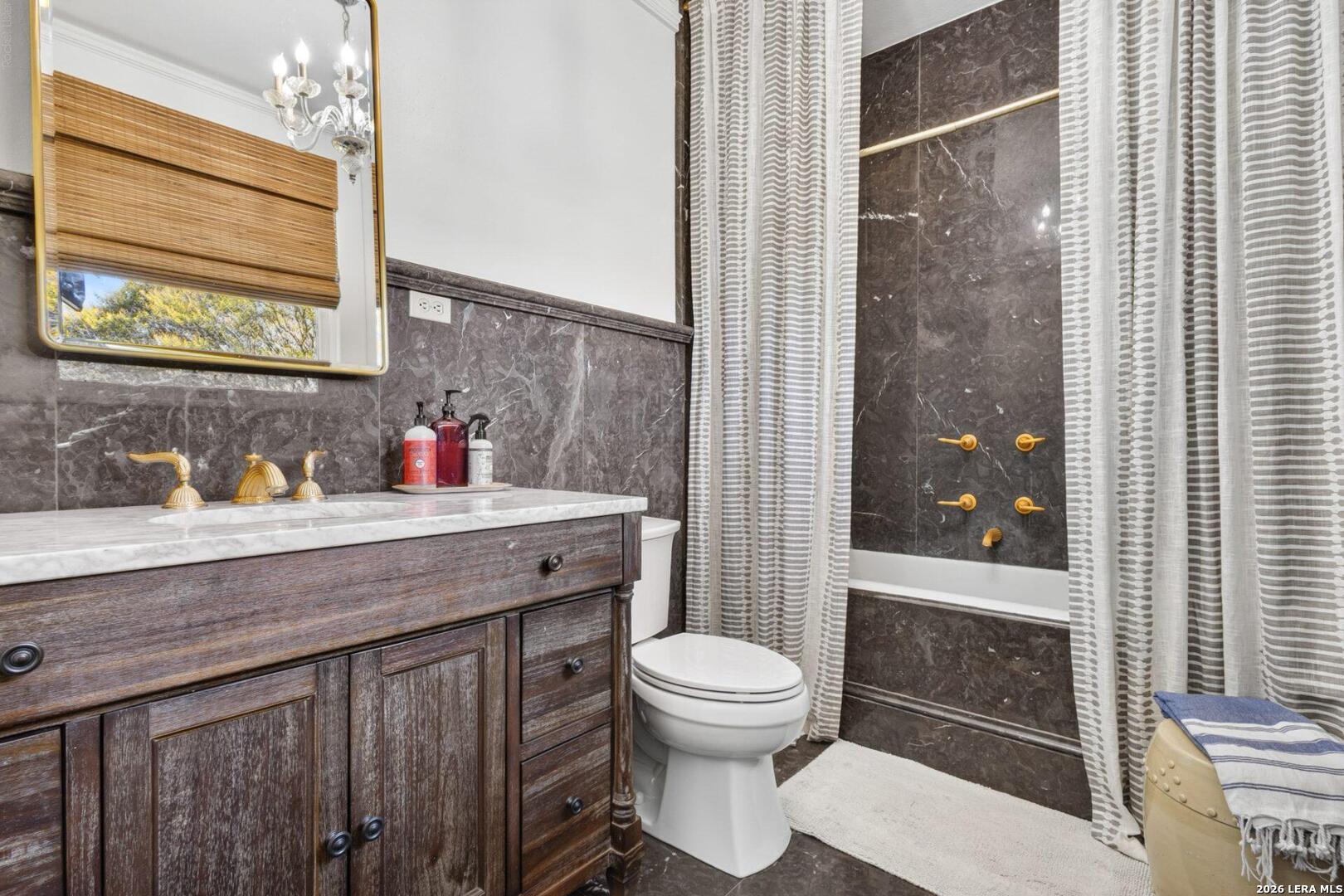 108 W Kings Hwy, San Antonio, TX 78212