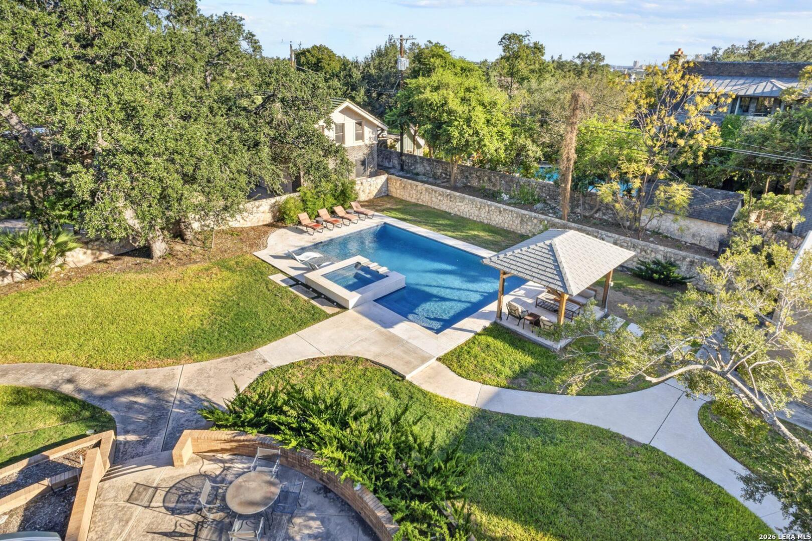 108 W Kings Hwy, San Antonio, TX 78212