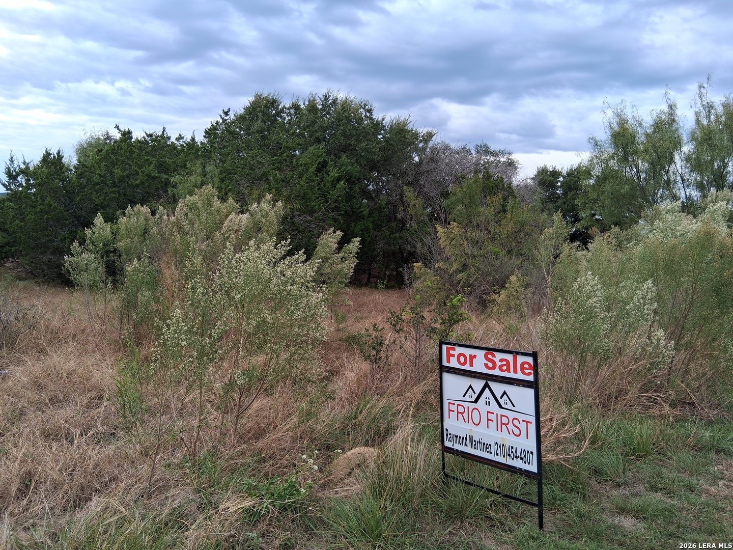 60 Mountain Valley, ConCan, TX 78838