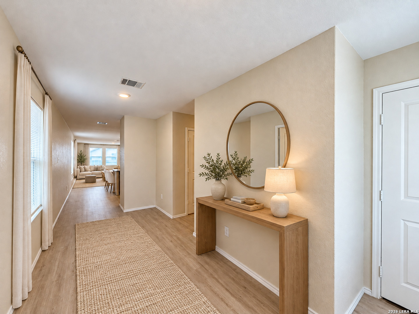 Entry/Foyer