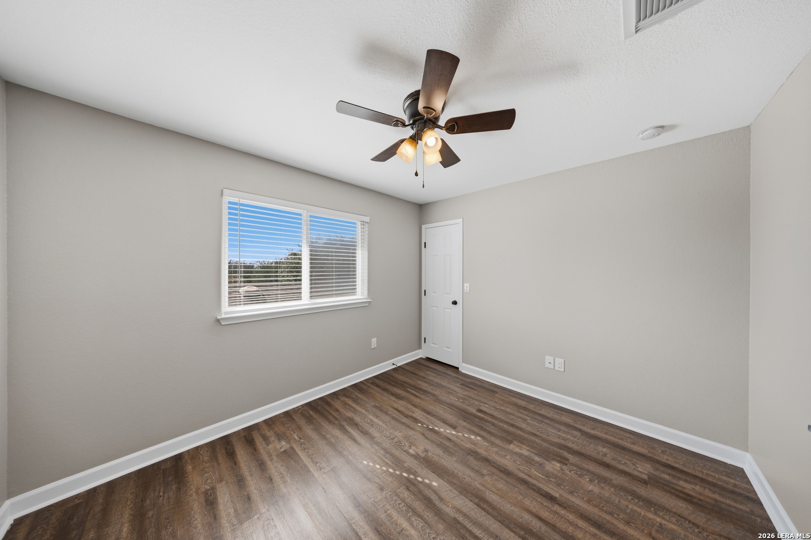 3920 WENSLEDALE DR, Schertz, TX 78108