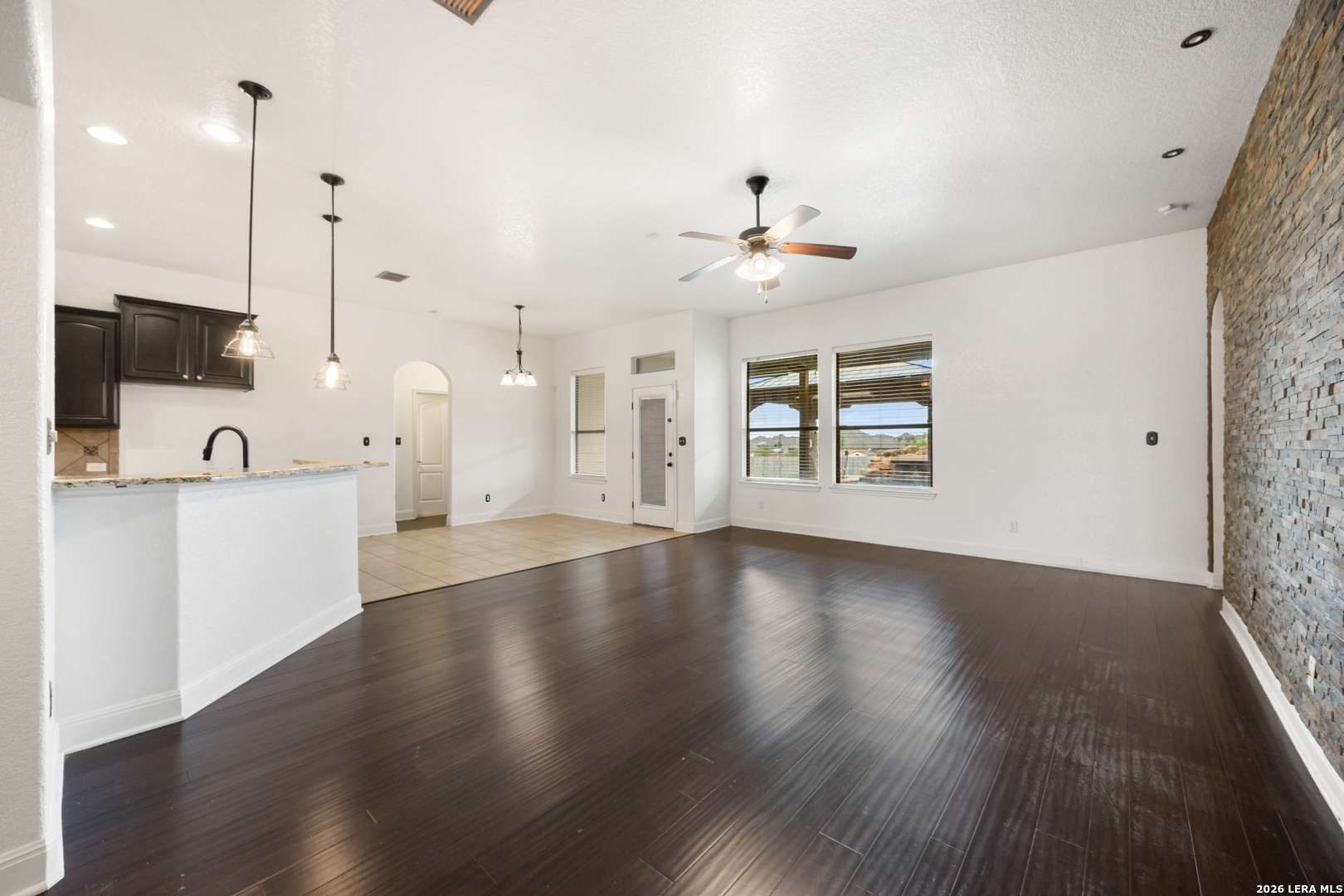 6908 Hallie Hts, Schertz, TX 78154
