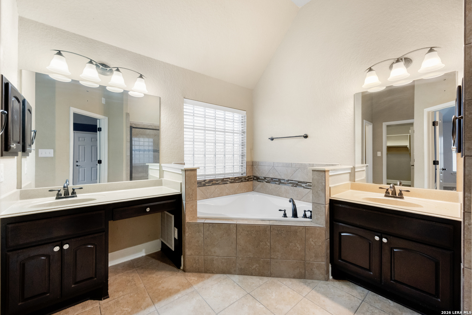 6908 Hallie Hts, Schertz, TX 78154