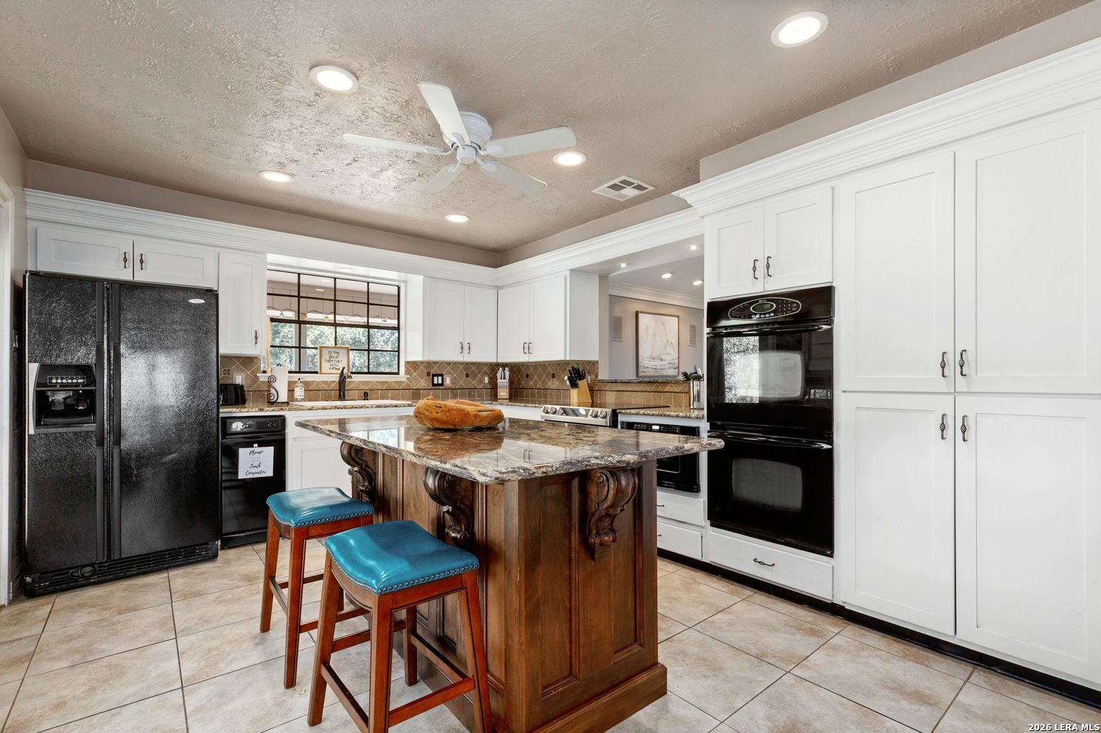 1464 Lakeside, Canyon Lake, TX 78133