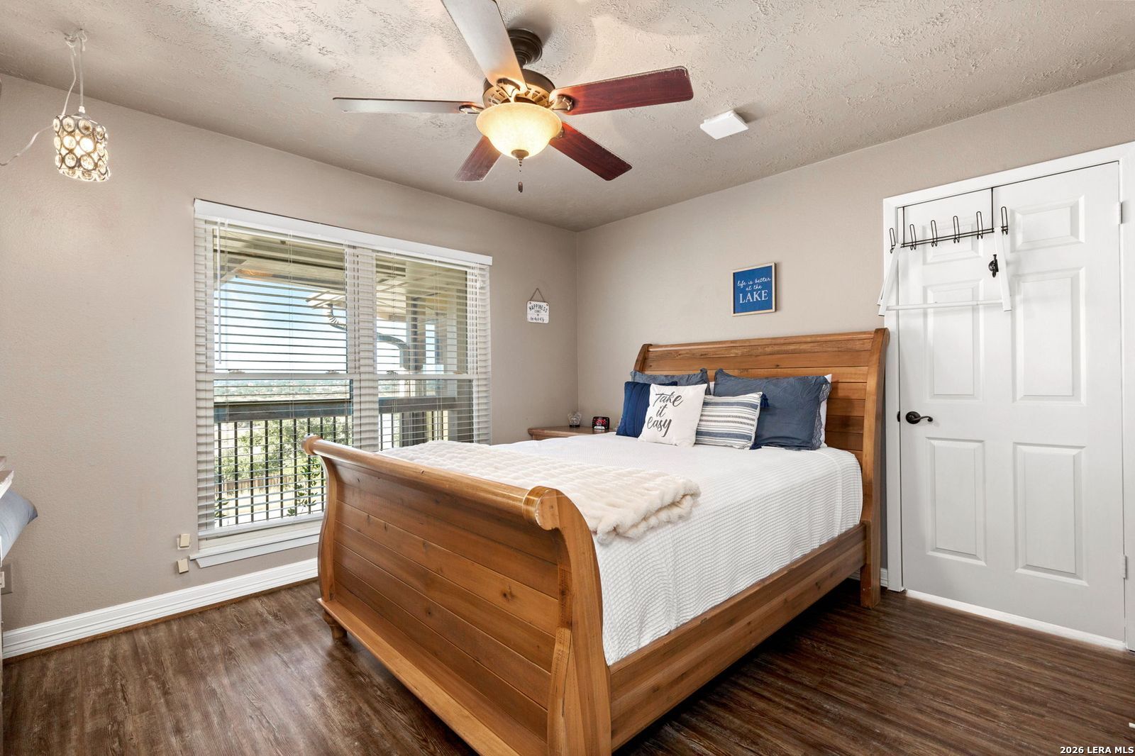 1464 Lakeside, Canyon Lake, TX 78133