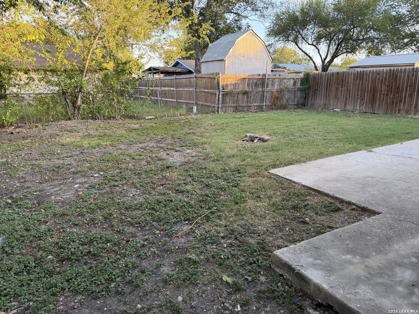 8711 EASY VALLEY ST, San Antonio, TX 78227