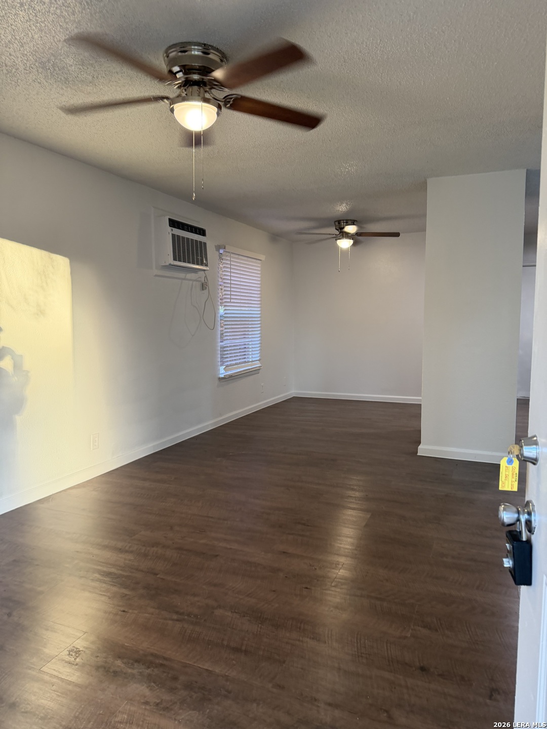 8711 EASY VALLEY ST, San Antonio, TX 78227