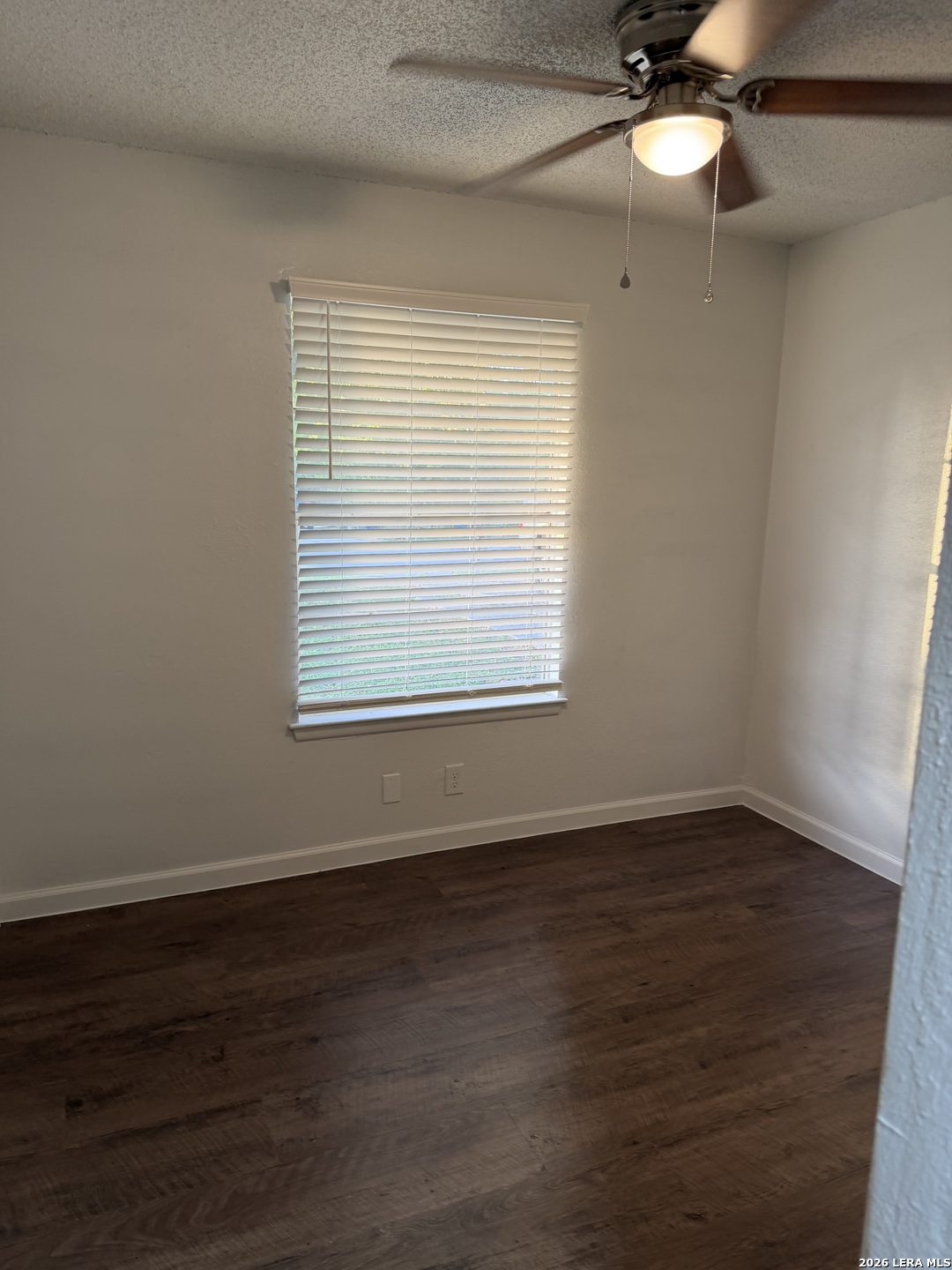 8711 EASY VALLEY ST, San Antonio, TX 78227