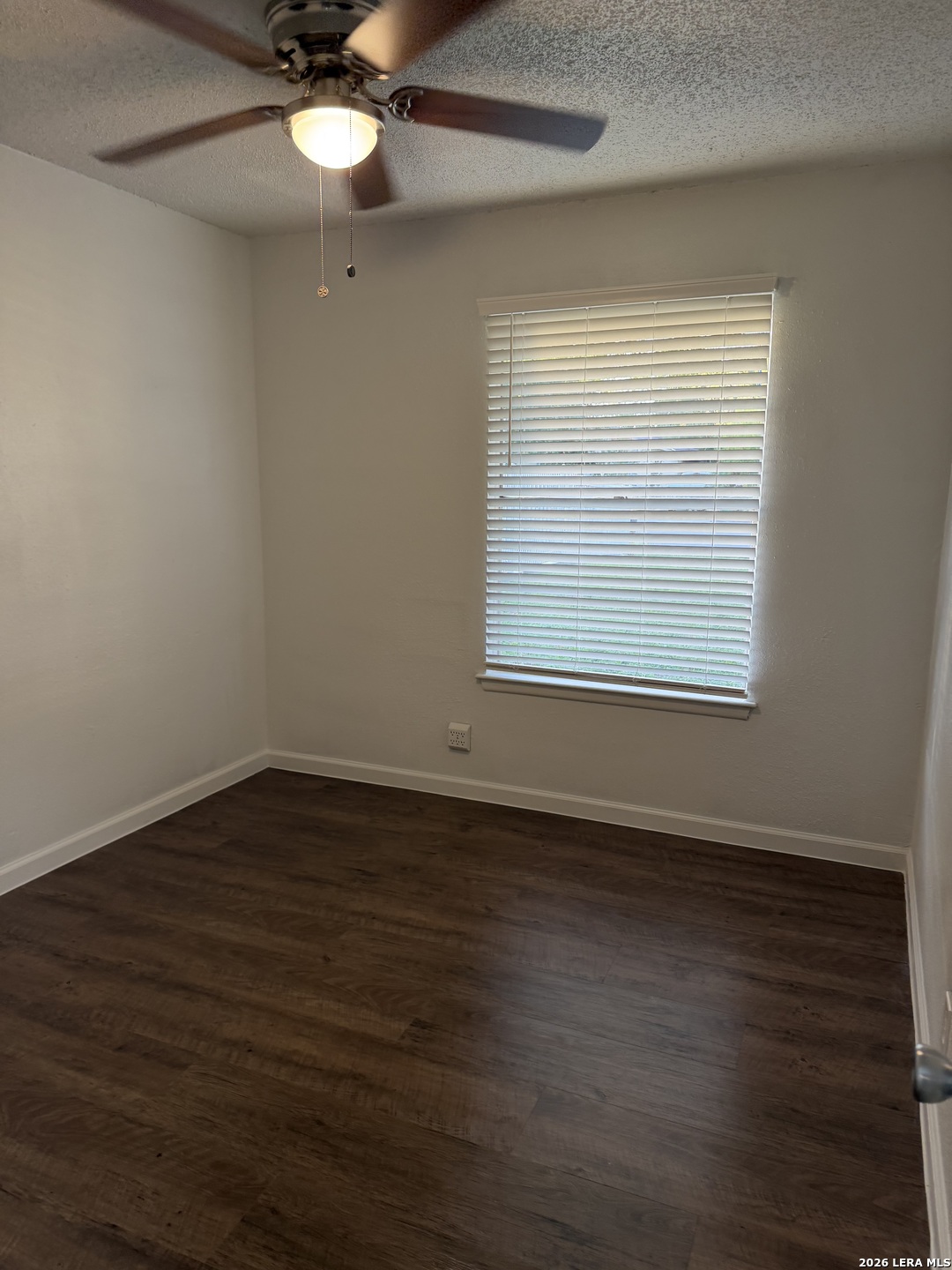 8711 EASY VALLEY ST, San Antonio, TX 78227