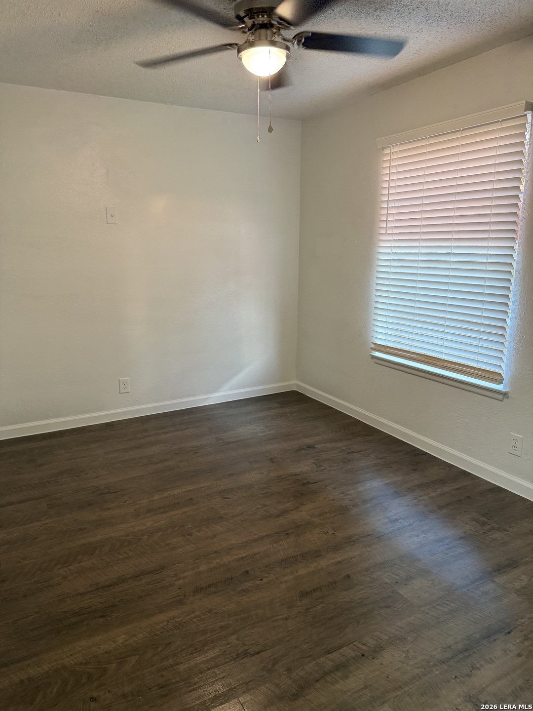 8711 EASY VALLEY ST, San Antonio, TX 78227