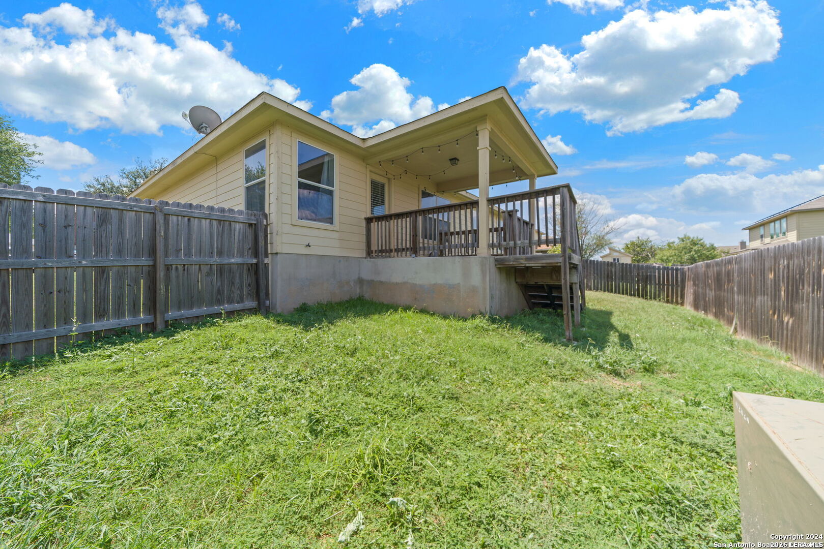 5006 FOUNTAIN HL, San Antonio, TX 78244