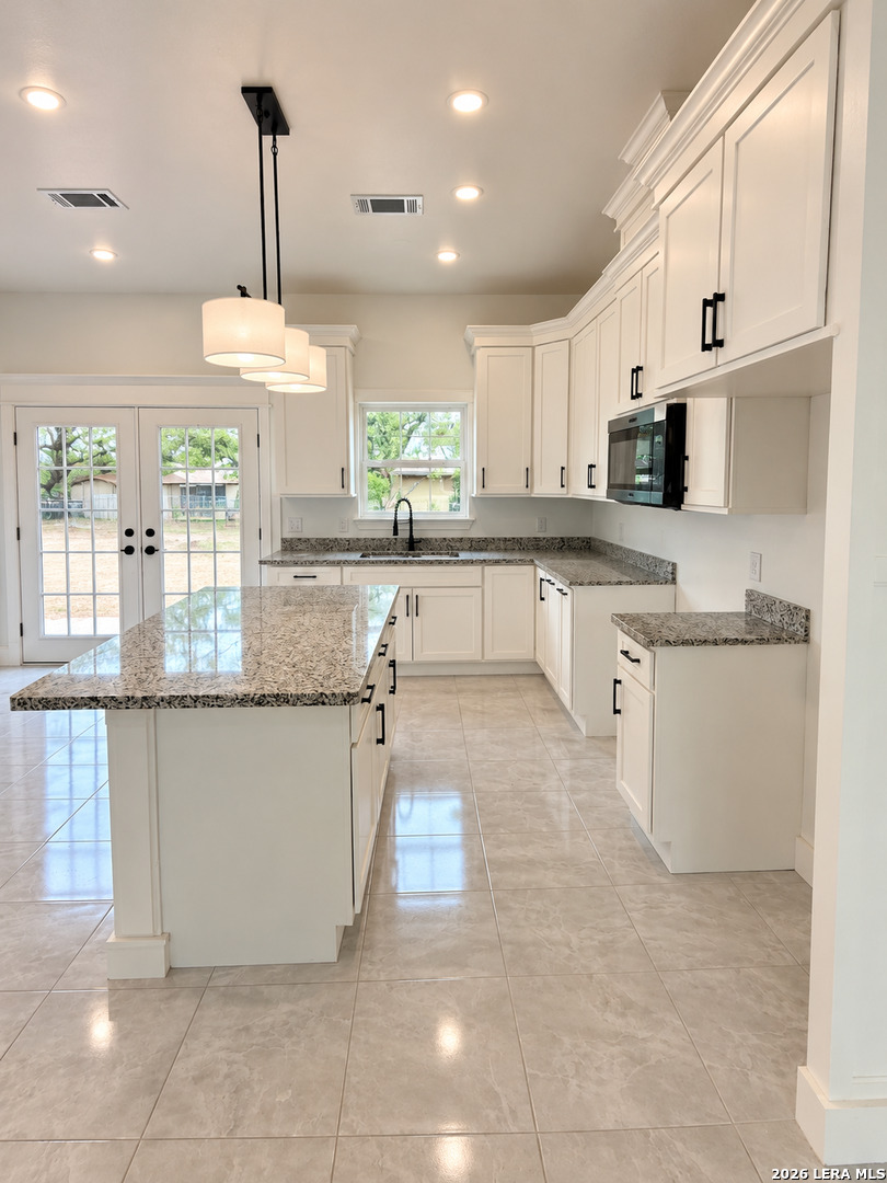 2734 Rodriguez St., Eagle Pass, TX 78852