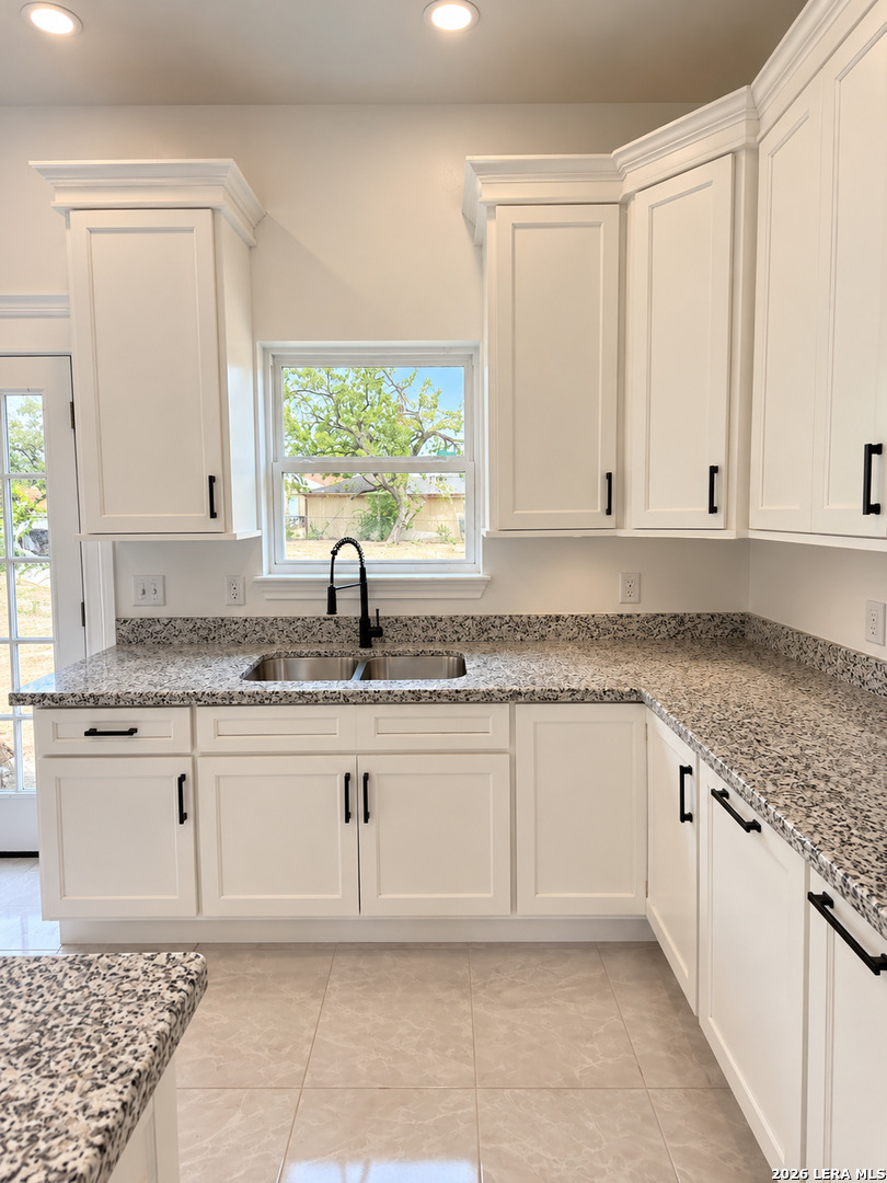 2734 Rodriguez St., Eagle Pass, TX 78852